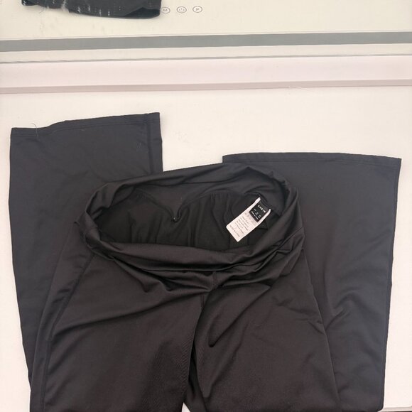 Activewear Workout Pants Lot of 4 | Size Large | New Year Fitness Refresh - Picture 3 of 8